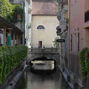 Le Gruffaz - Hyper Centre, Balcon Sur Canal Appartement